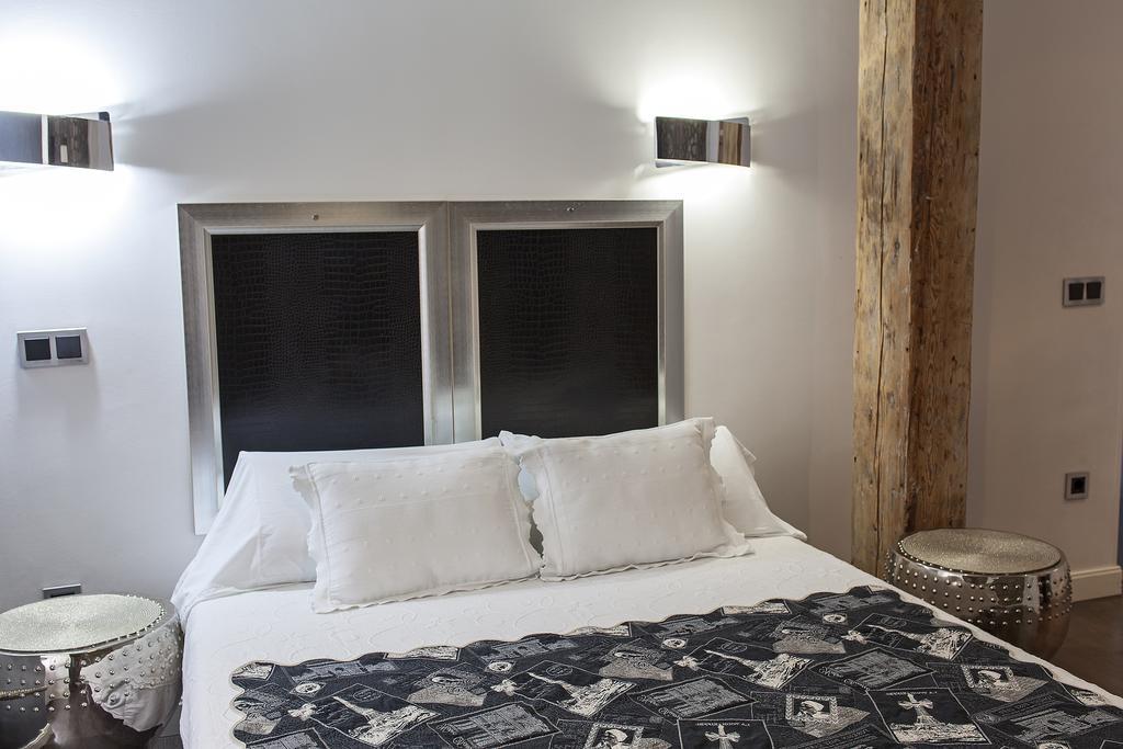 Hostal Jardin Secreto ซานตานเดร์ ภายนอก รูปภาพ